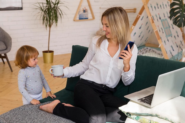 28 Top Career Choices for Single Moms